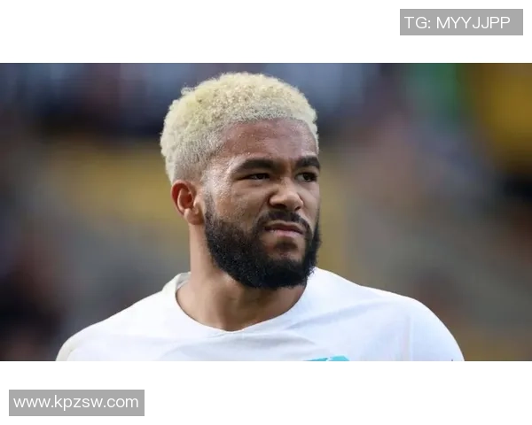 8号足球后卫球星分析及其在场上战术角色的深度解读