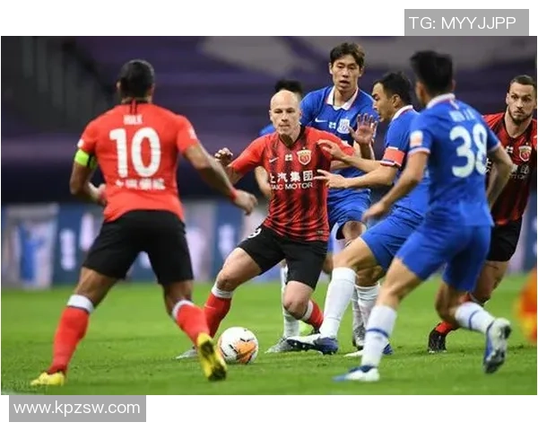 帕尼尼足球卡肥包收藏热潮兴起球迷市场再掀新高潮