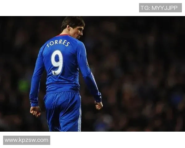 足球明星高清瞬间展现球场魅力与荣耀精彩时刻全景回顾